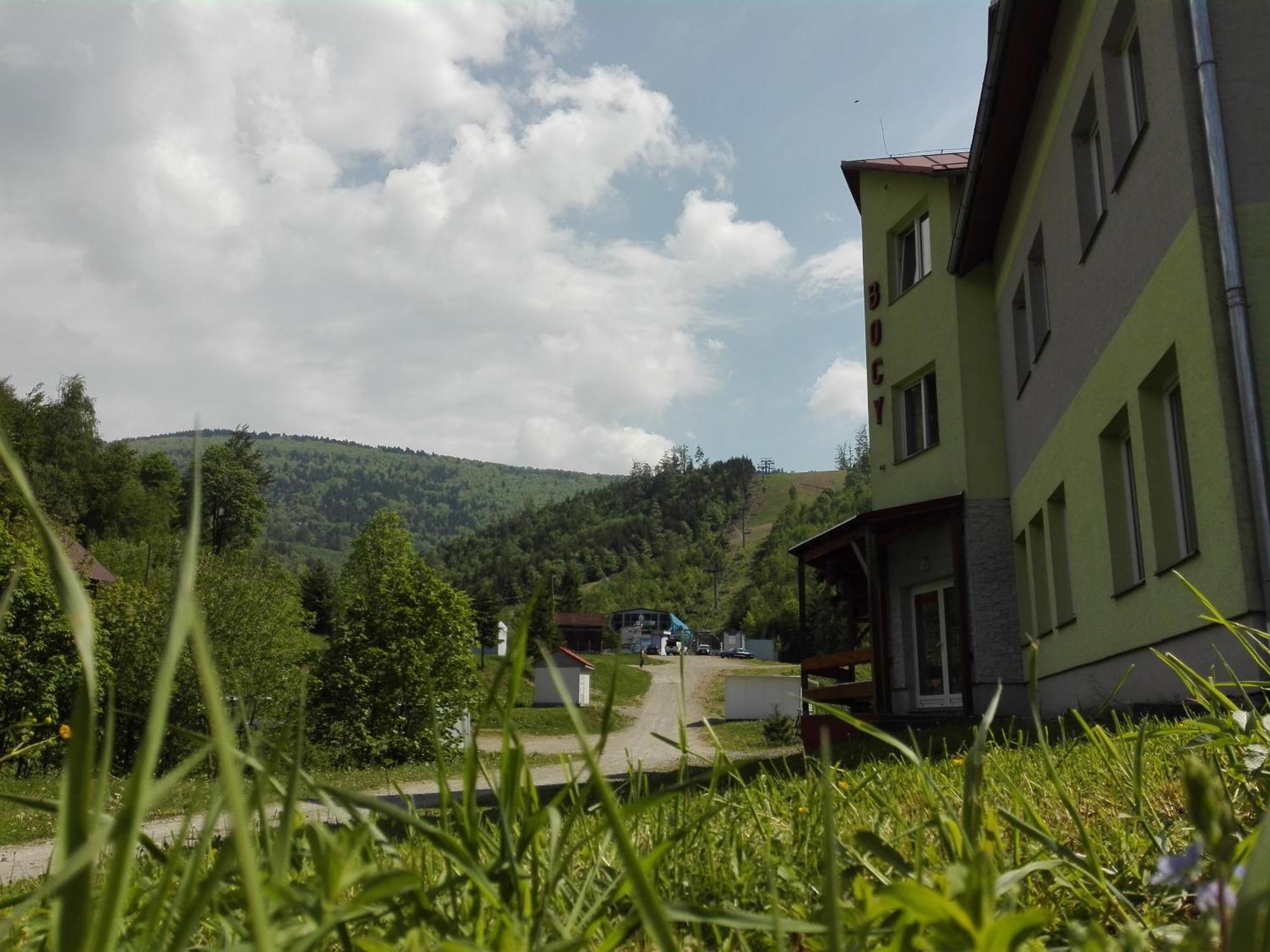 Hotel Bocy Oscadnica Buitenkant foto
